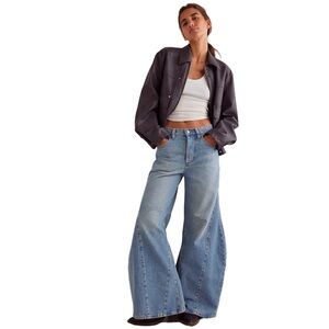 Free People We the Free Eden Slouchy Jeans  NWT Size 29